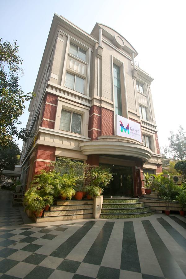 Hotel Mint Casa Ню Делхи Екстериор снимка
