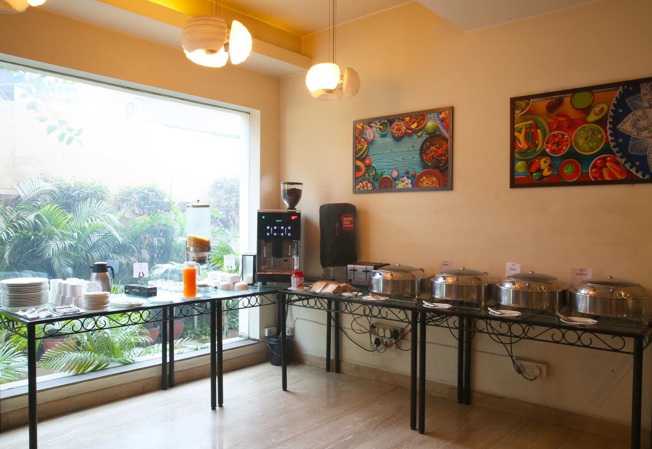 Hotel Mint Casa Ню Делхи Екстериор снимка