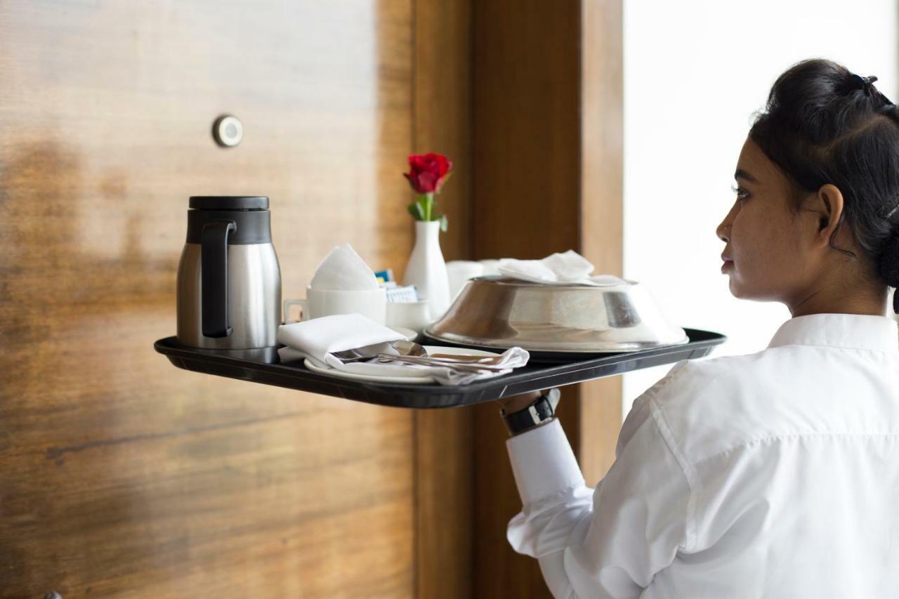Hotel Mint Casa Ню Делхи Екстериор снимка