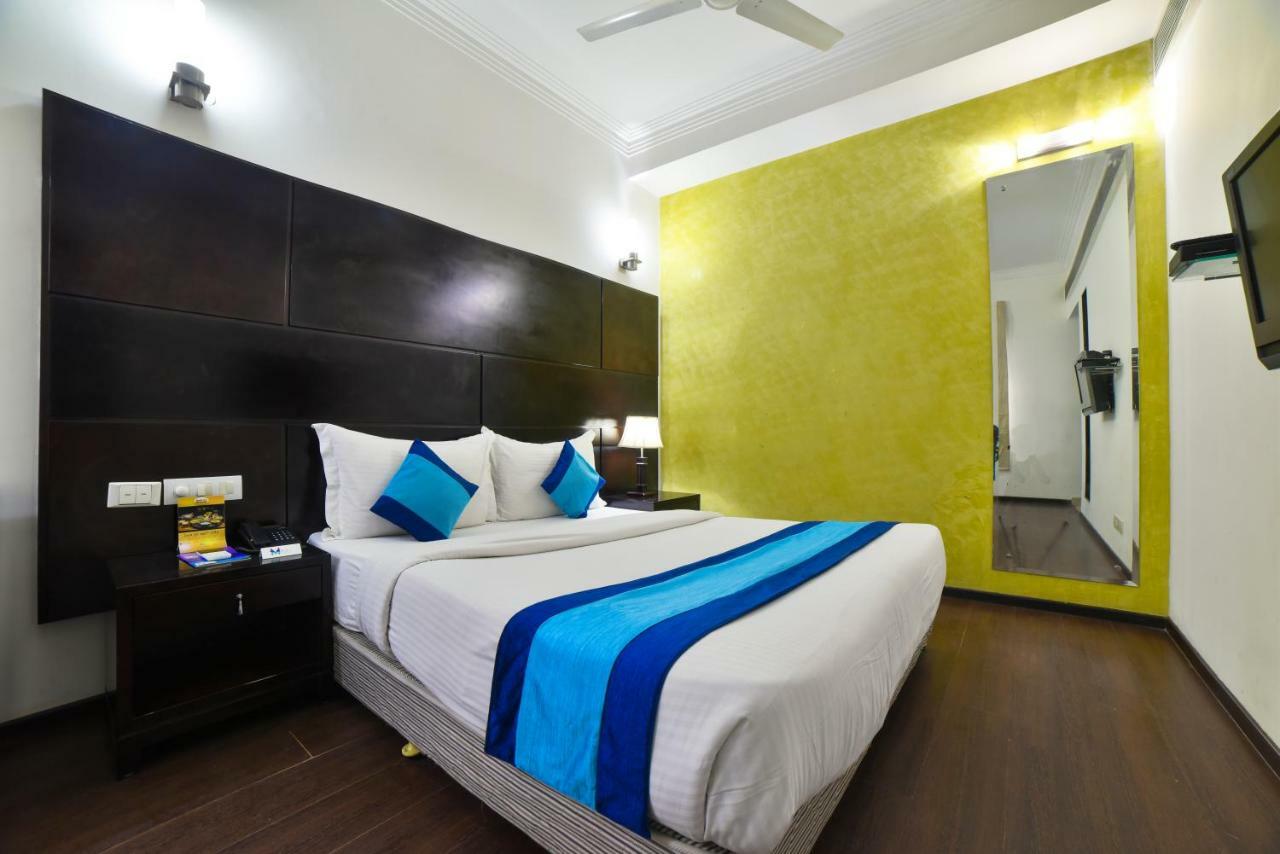 Hotel Mint Casa Ню Делхи Екстериор снимка